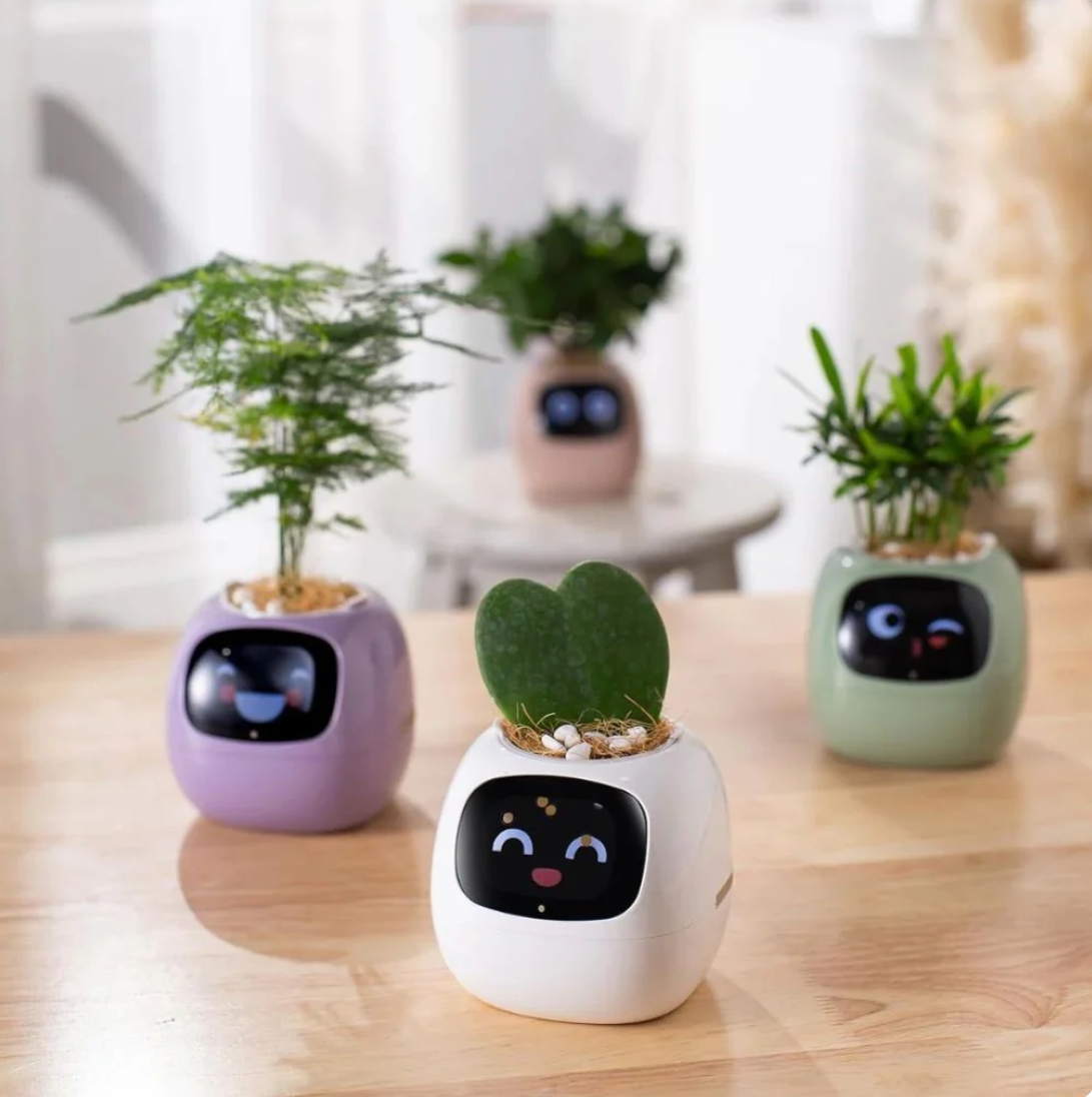 PlantPower™ AI-powered planter