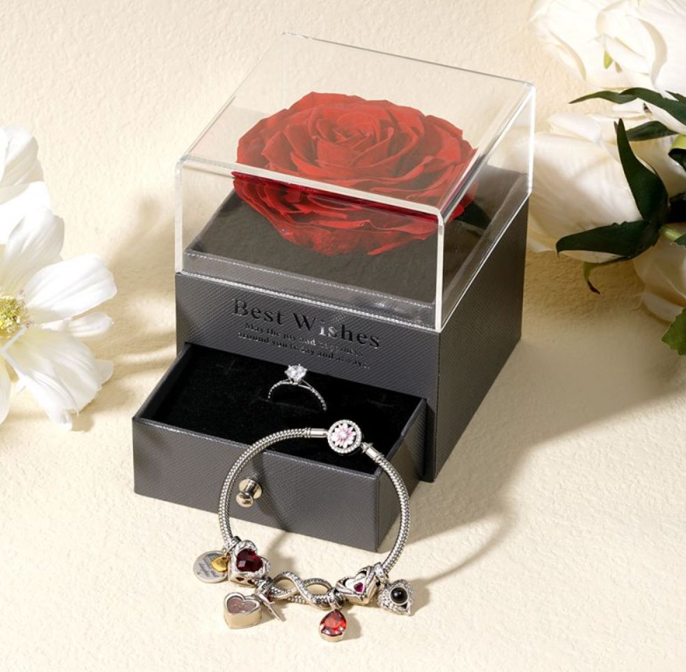 LOVEME™ Necklace Set With Rose Gift Box